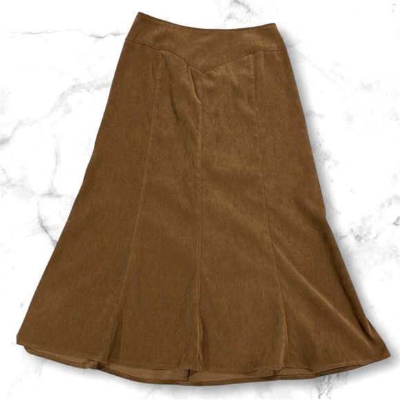Requirements Dresses & Skirts - Requirements VTG Brown Suede Like Maxi Skirt Women’s Size 8